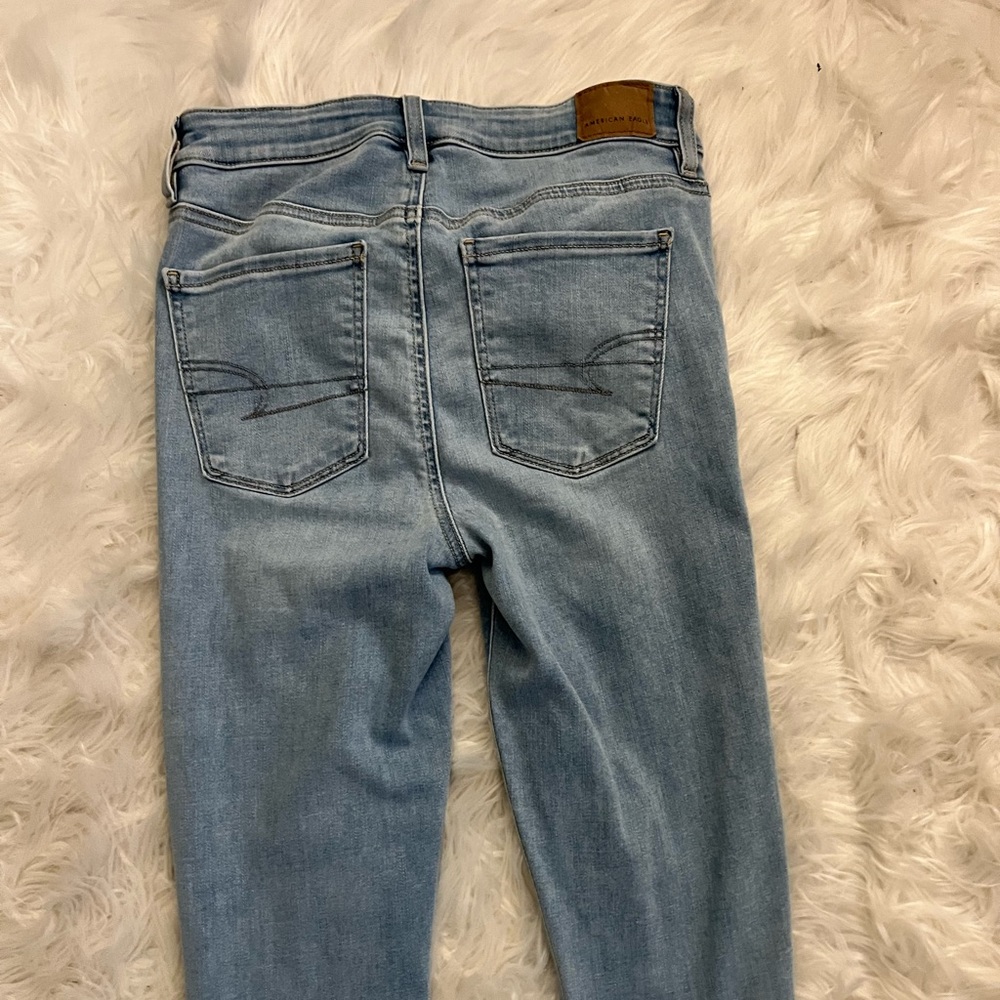 American Eagle blue skinny jeans